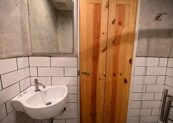 Sribumpen Hostel